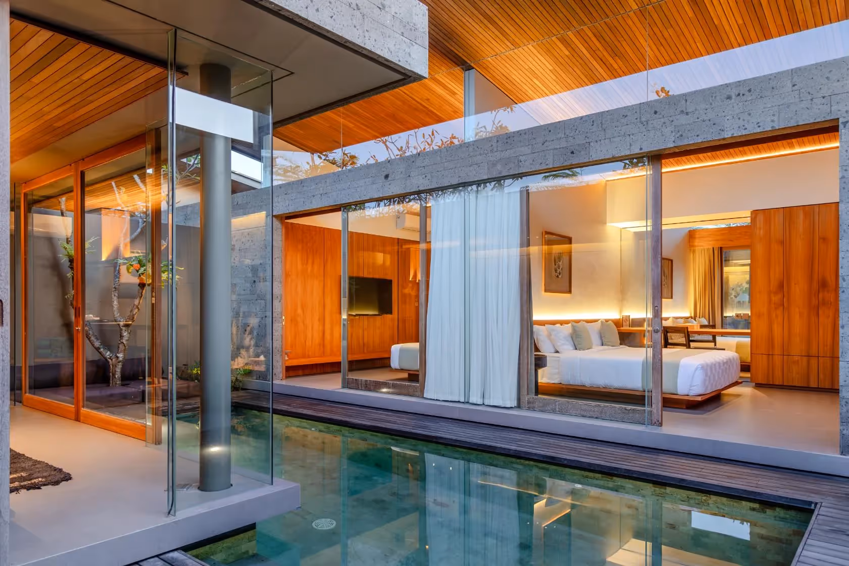 Villa Étoile – 2BDR Modern Tropical Freehold Villa in Canggu (1/8)