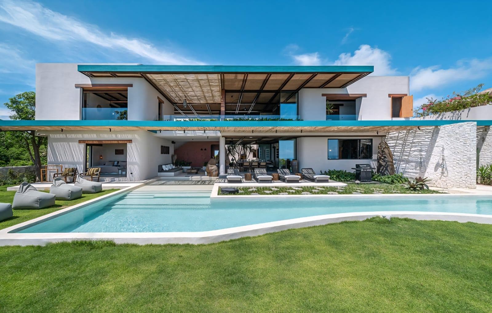 Azura Blu in Pecatu – Landmark Freehold Ocean View Estate (1/23)