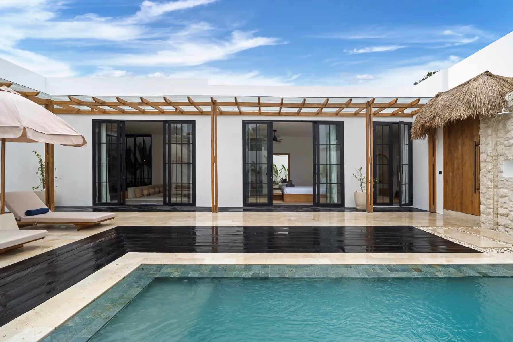 Casa Cendra – Vila Modern 3 Kamar Tidur dengan Kolam & Taman — foto 1