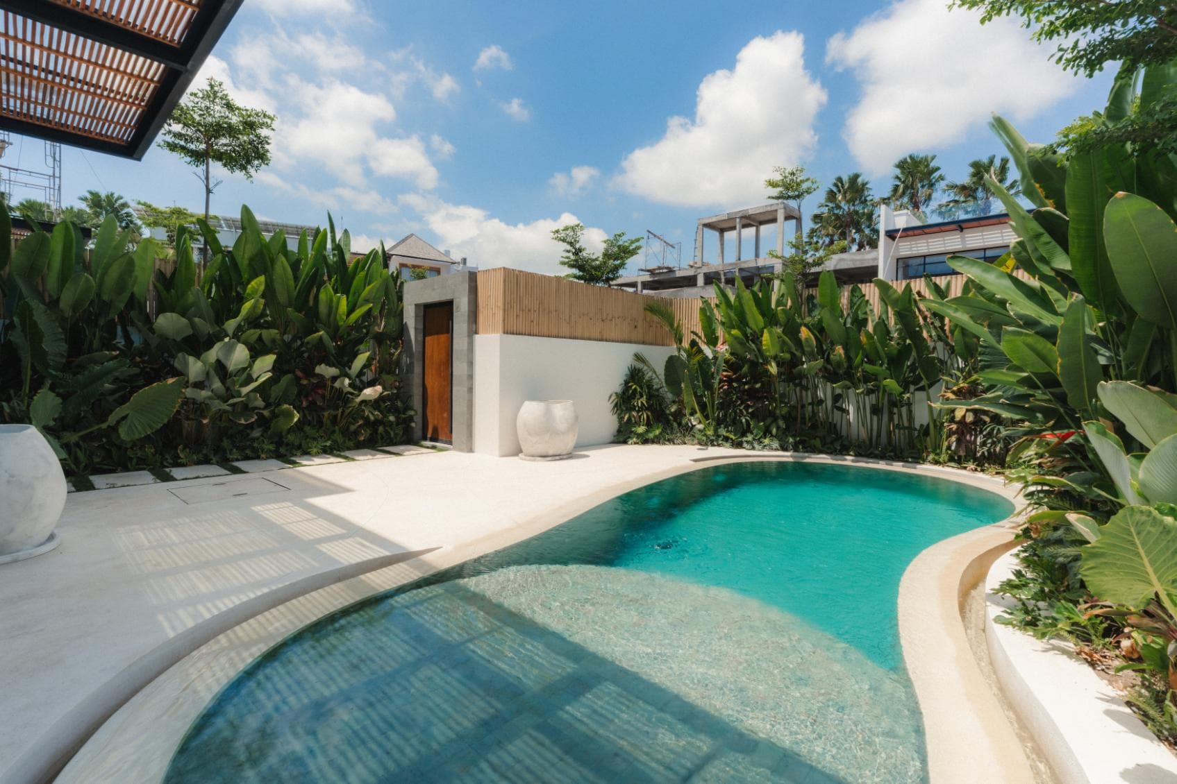 Vellamo Villa - Contemporary 3BDR Villa with Rooftop Lounge, Private Pool & Carport — photo 1