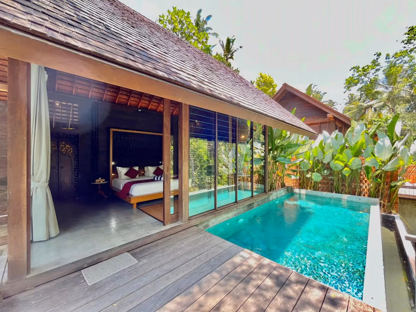Villa Chelsea - Vila Freehold 1 Kamar Tidur yang Tenang di Tengah Hutan dengan Taman Tropis dan Kolam Renang di Ubud — foto 1