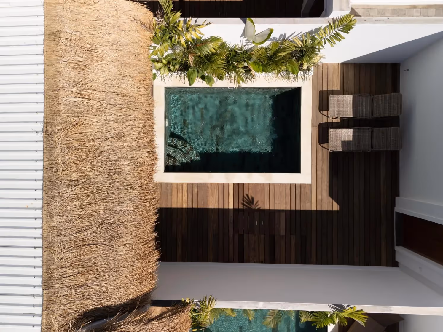 Sana Studio – Minimalisme moderne avec une touche tropicale à Bingin (1/6)