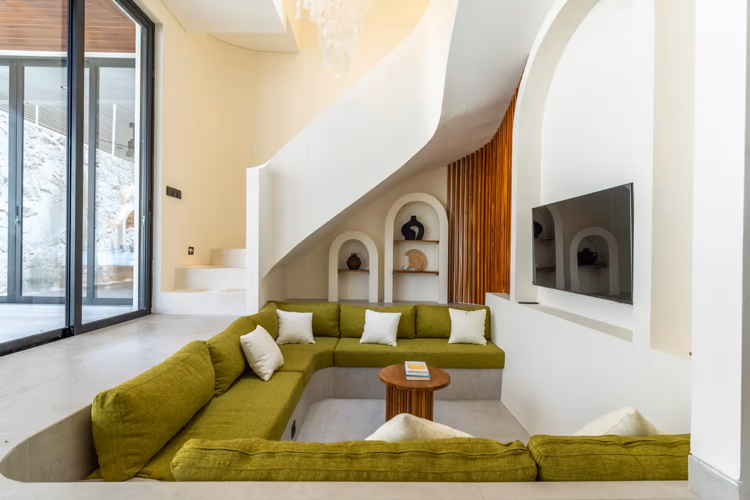 Villa Elisea – Стильная вилла с 3 спальнями на правах лизинга с крышей и джакузи — фото 1