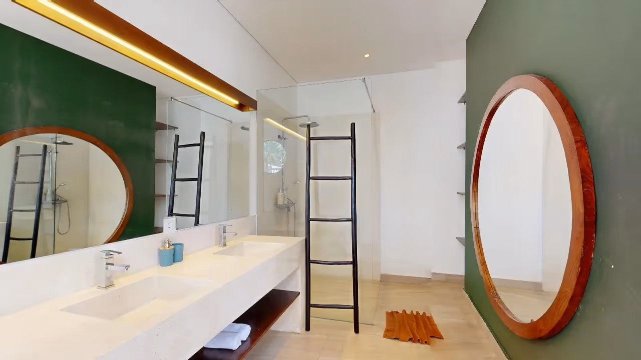 Villa Felina – 3BR Modern Leasehold Villa with Private Pool & Double Sunken Lounge (1/10)