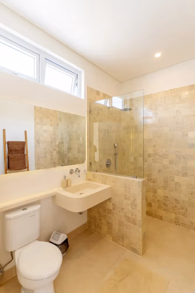 Emerald Villa - Villa contemporaine en leasehold 2 chambres avec salon sur le toit et piscine privée (1/13)