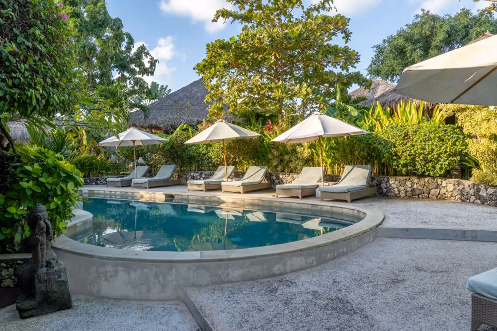 The Paloma Retreat – 9BR Boutique Oasis with Restaurant in Balangan (1/30)