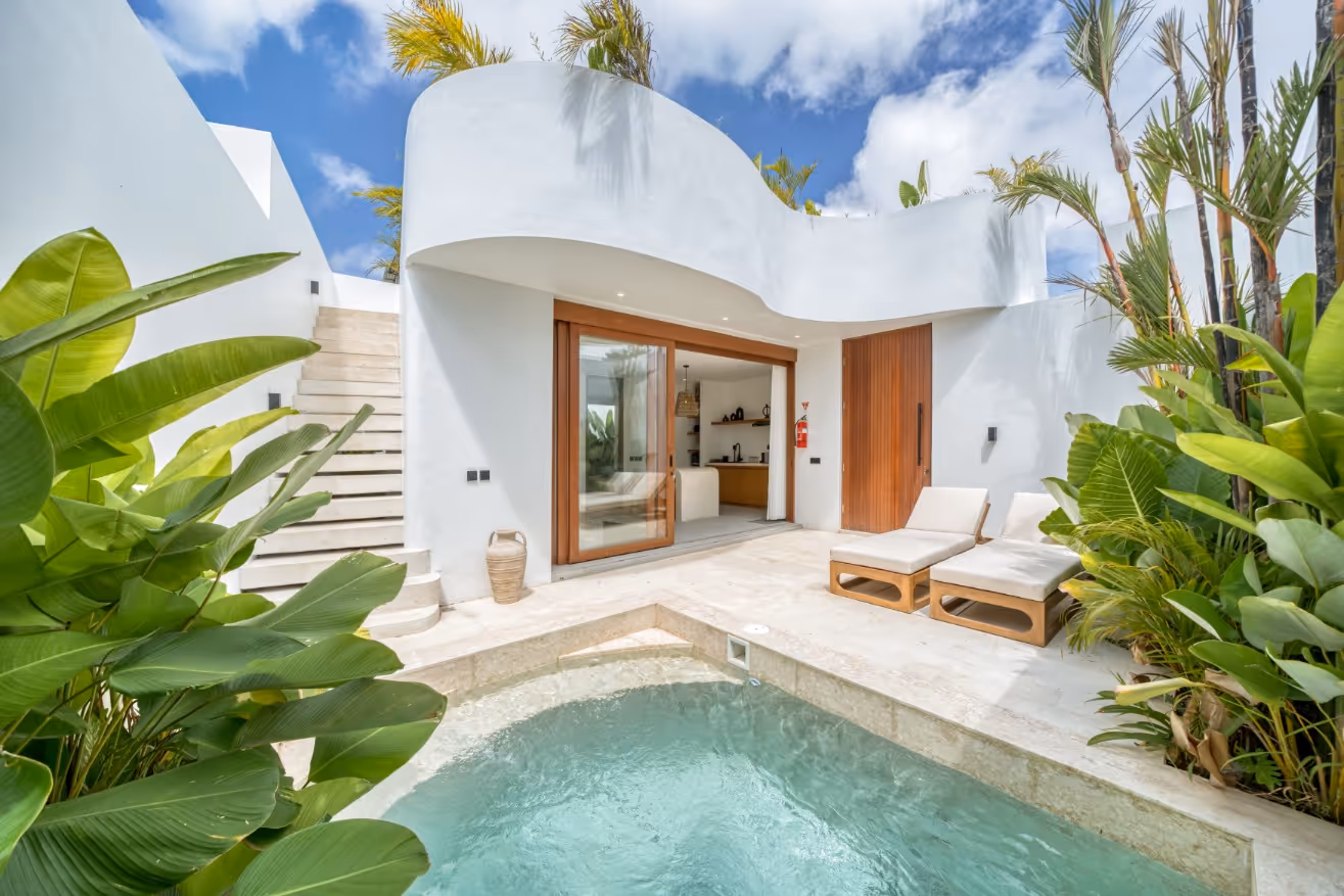 Sanna in Balangan – Piscine Privée & 1 Chambre Meublé à Balangan — photo 1