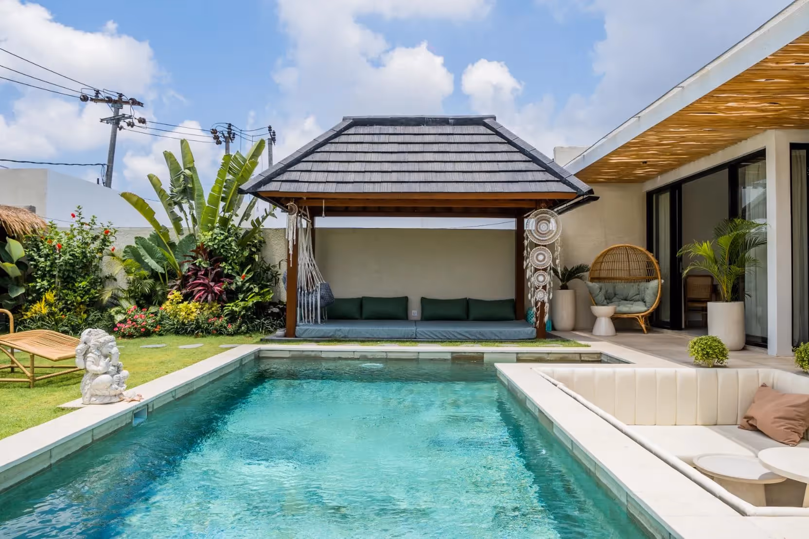 Suma Villa – 3BR Tropical Villa with Pool & Outdoor Bathroom (1/11)