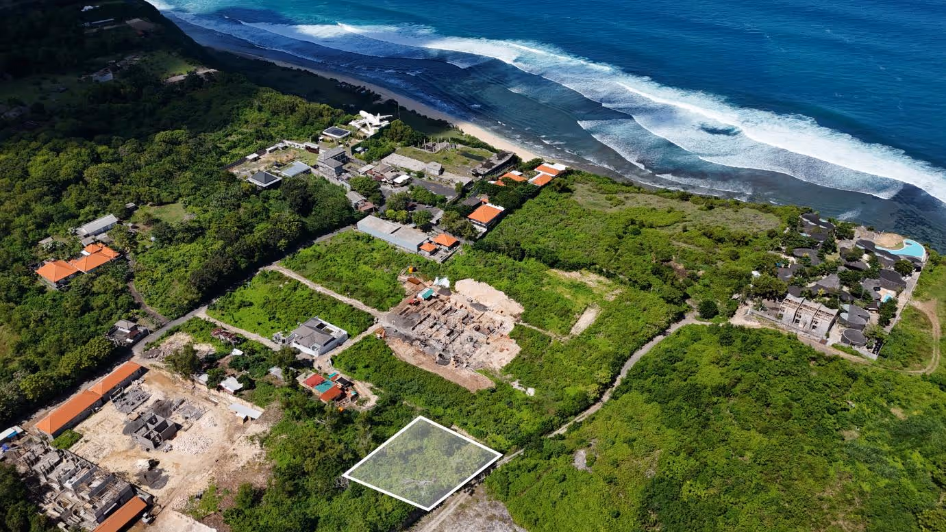 Virrie Land – 626 m² près de la falaise emblématique (1/5)