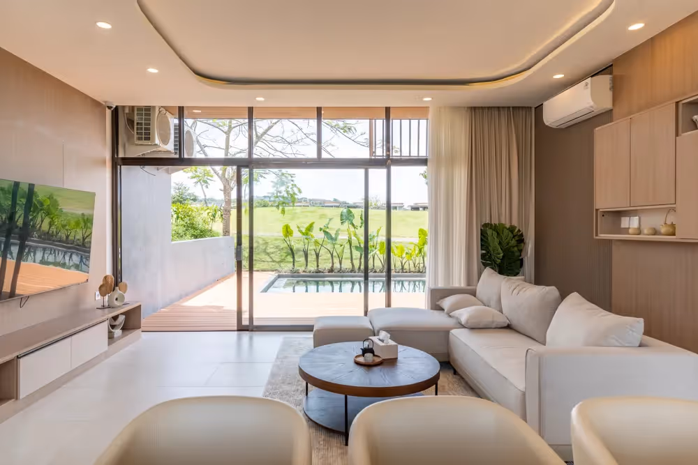 Villa Olla - Freehold Golf-Side 3-4BDR Villas with Premium Finishes (1/9)