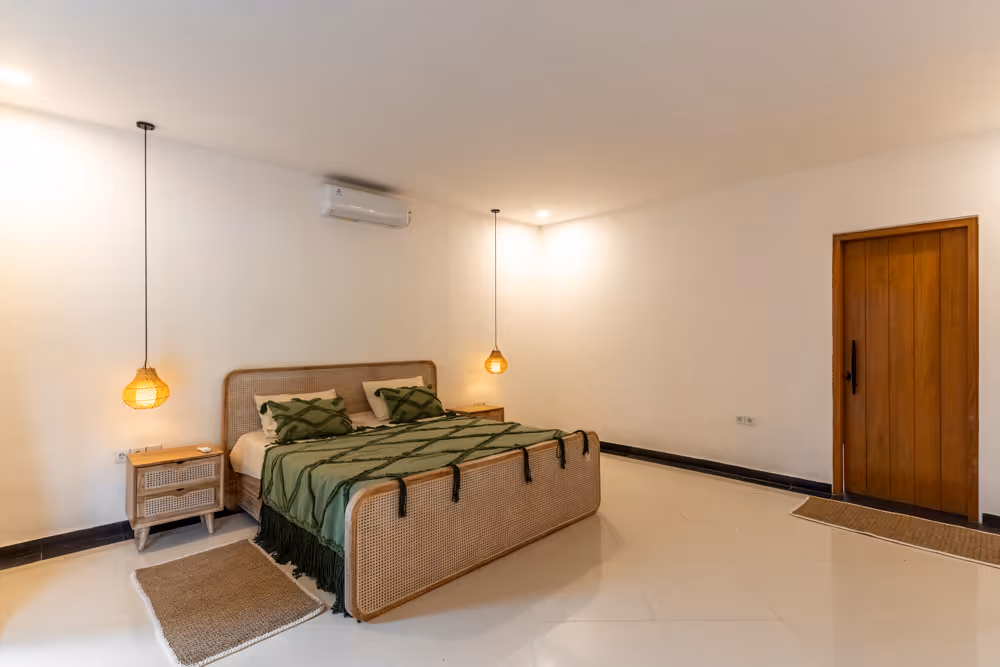 Villa Sagara in Ungasan – Freehold 2BR Villa with Large Garden & Private Pool (1/7)
