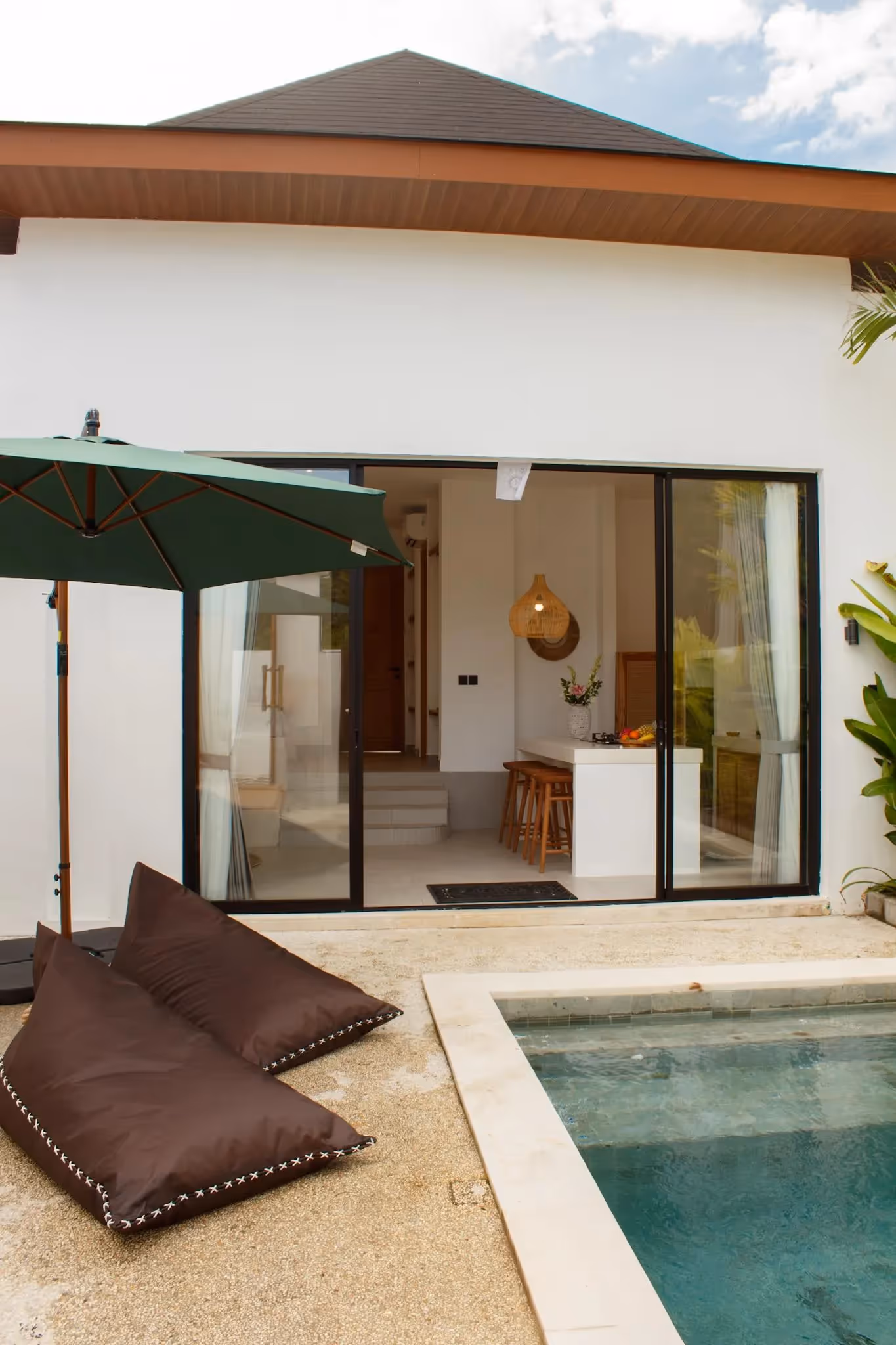 Jira Villa – Compact 1BDR Leasehold Villa with Private Pool (1/8)