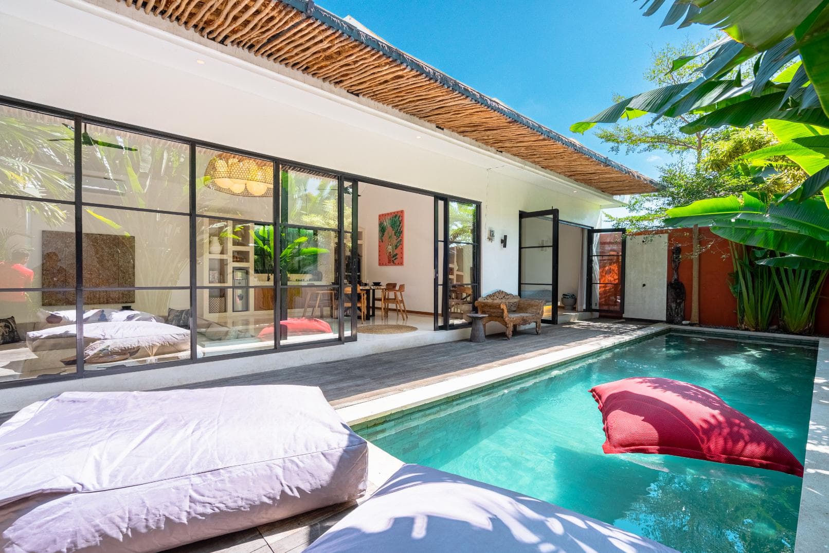 Villa Kuri - Stylish 2-Bedroom Villa with Tropical Design in Bingin — photo 1