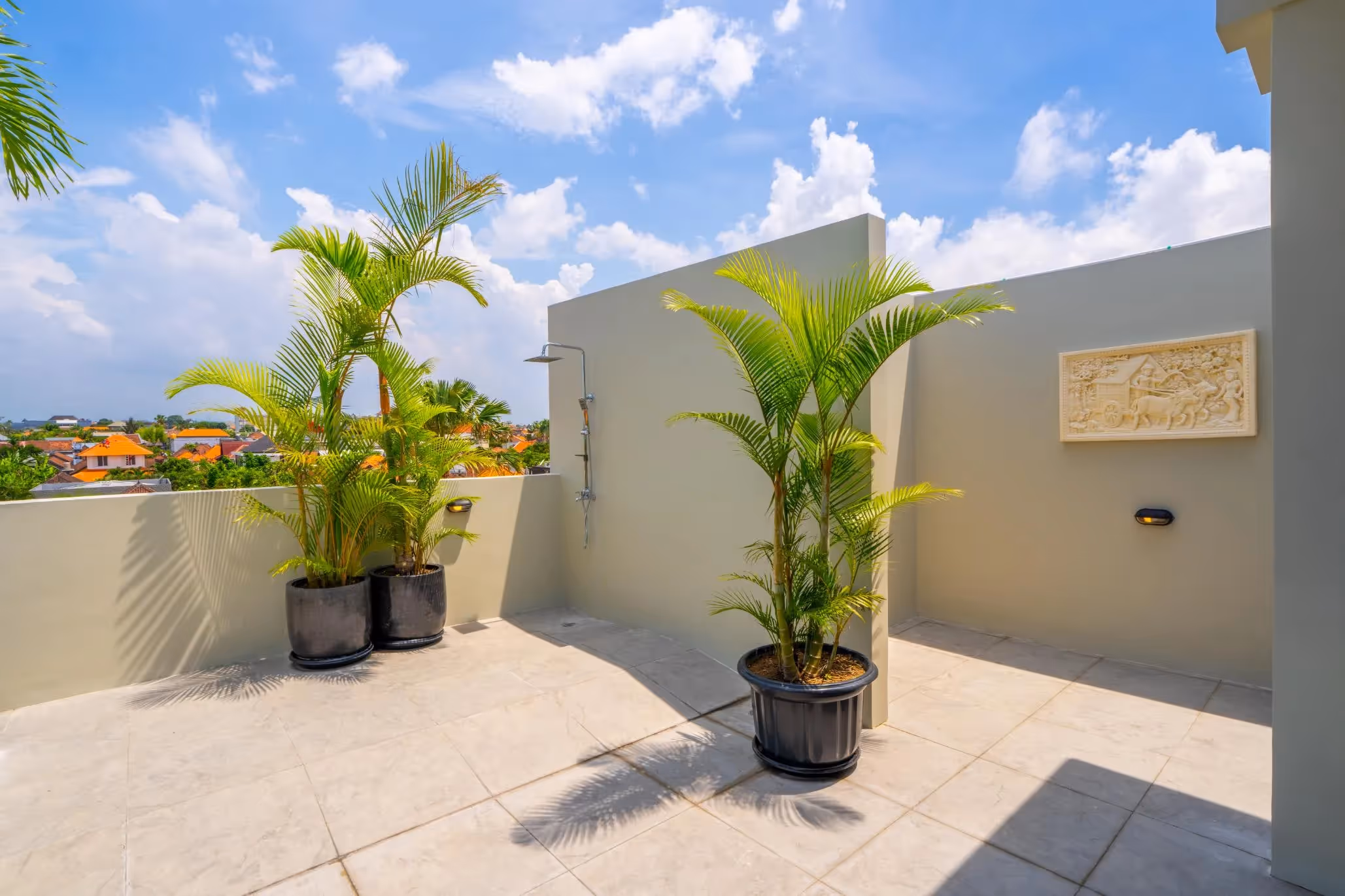 Elora Suites – Turn-Key 2BR Leasehold Apartment with Rooftop Pool & Shared Gym (1/13)