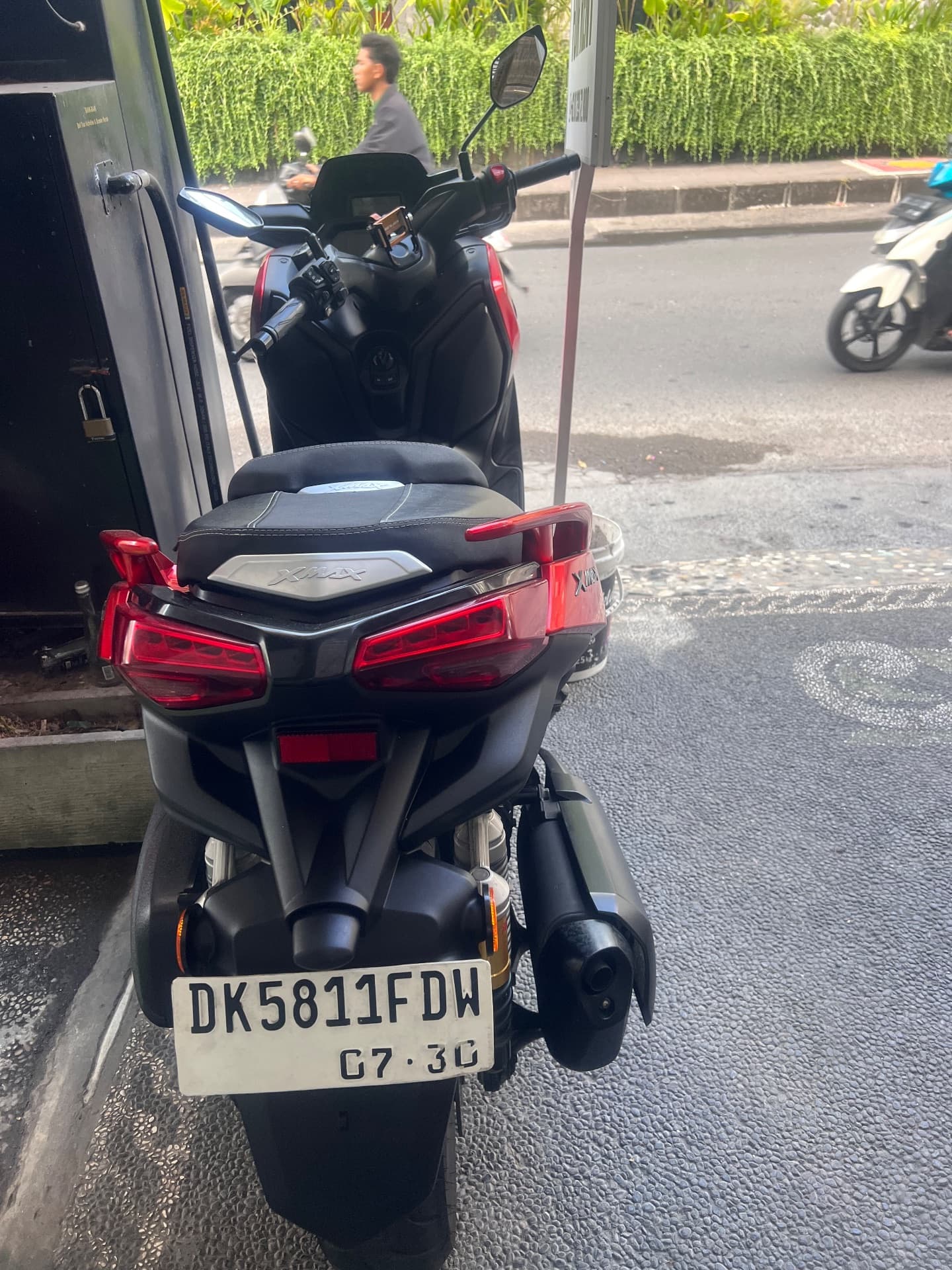 Yamaha XMAX 250 Connected (1/3)