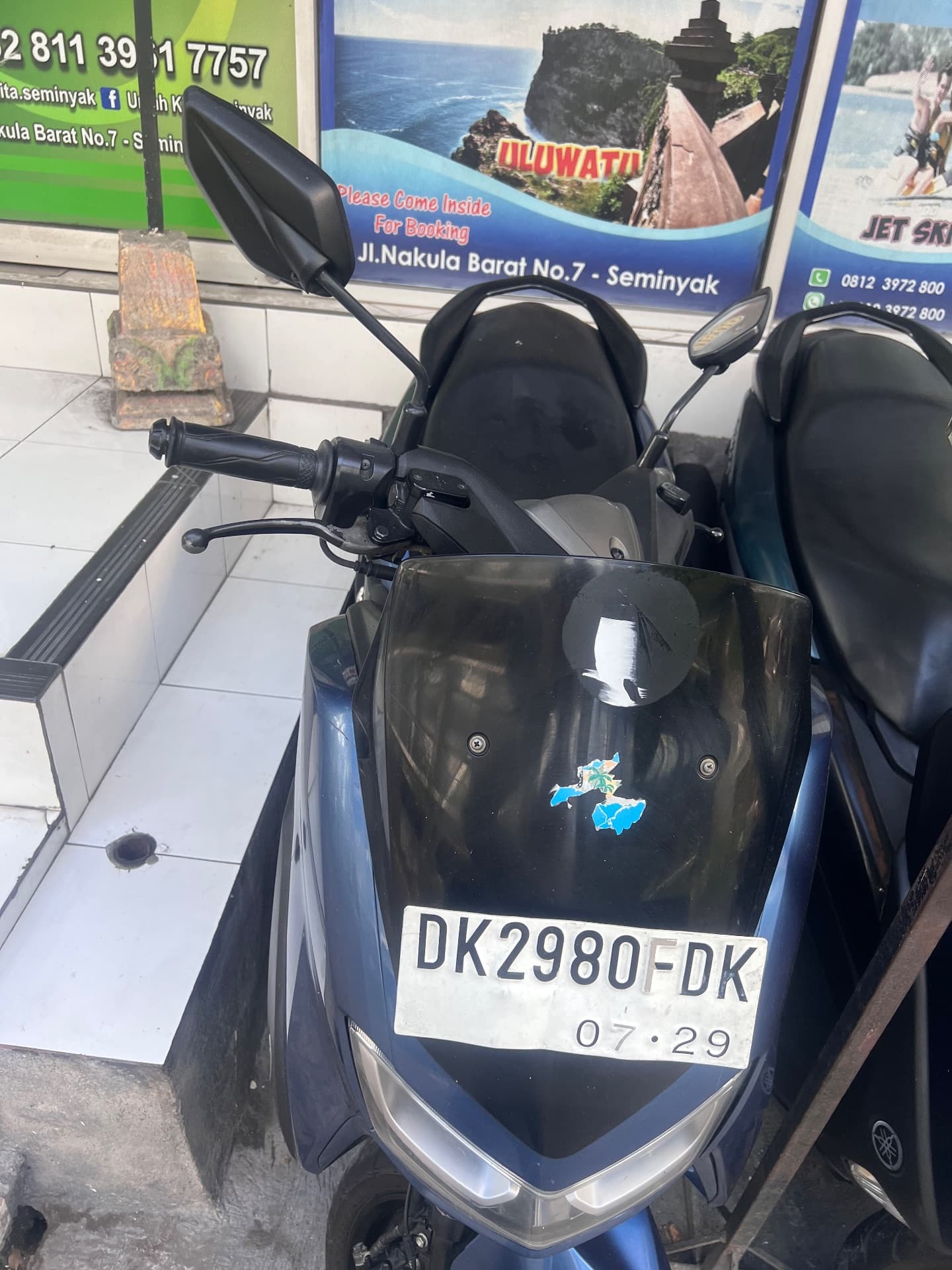 Yamaha NMAX 155 Connected (1/3)