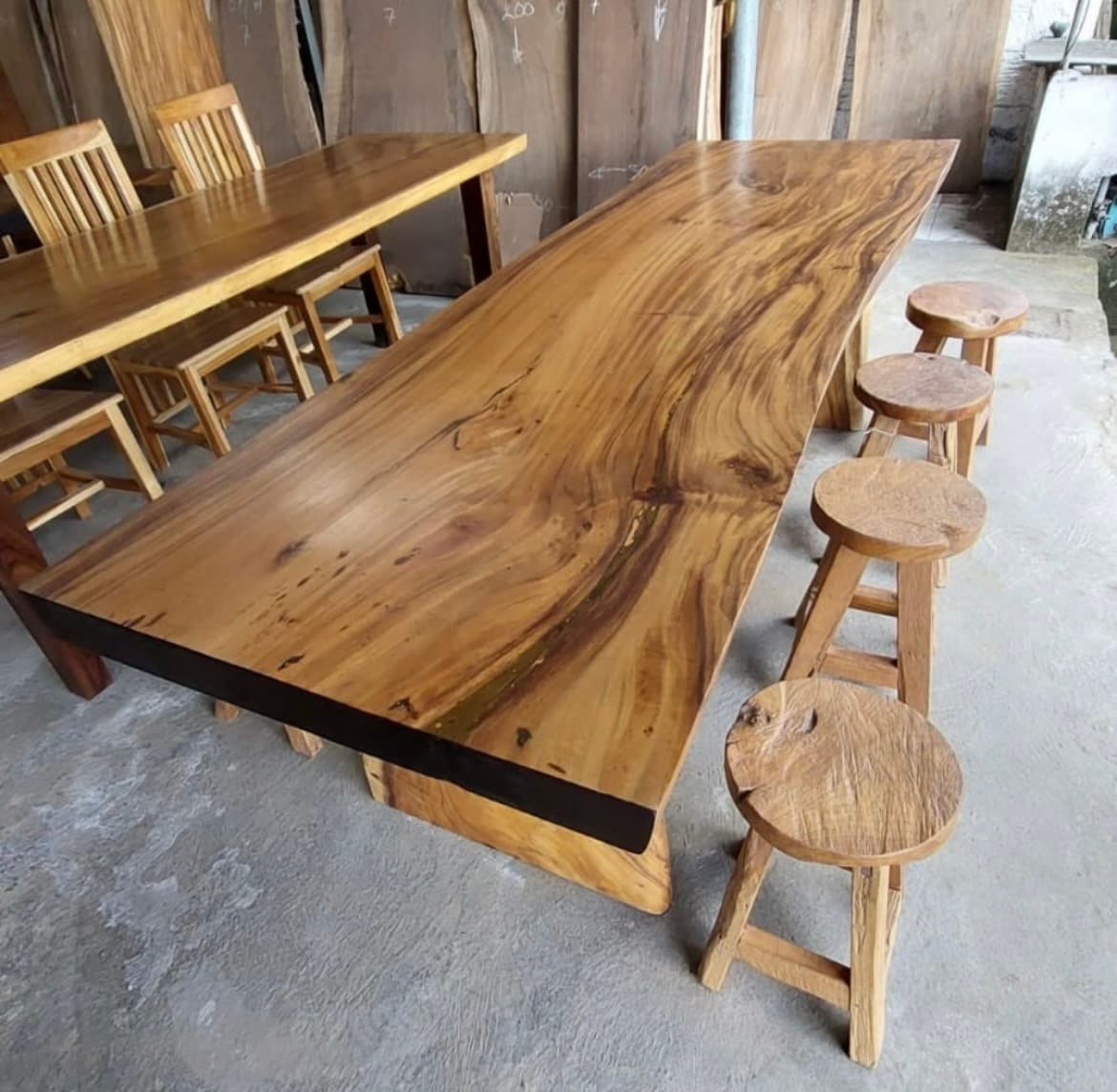 Local Wood Bali – Custom Furniture & Solid Wood Slabs — photo 1