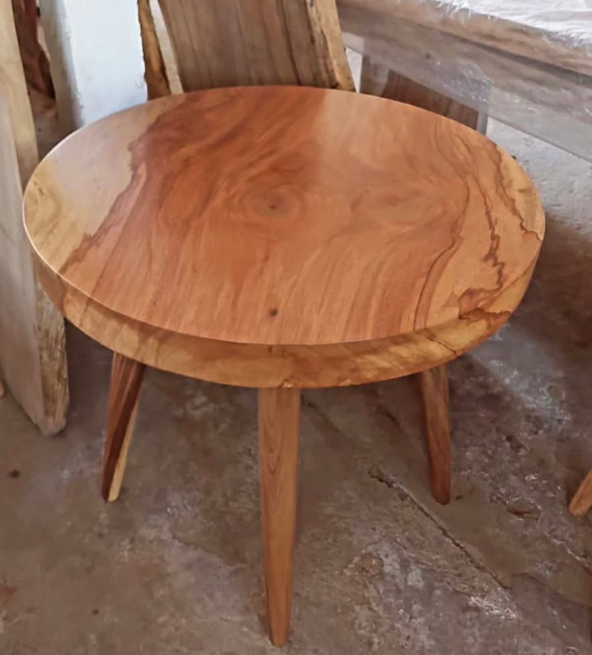 Local Wood Bali – Custom Furniture & Solid Wood Slabs (1/3)