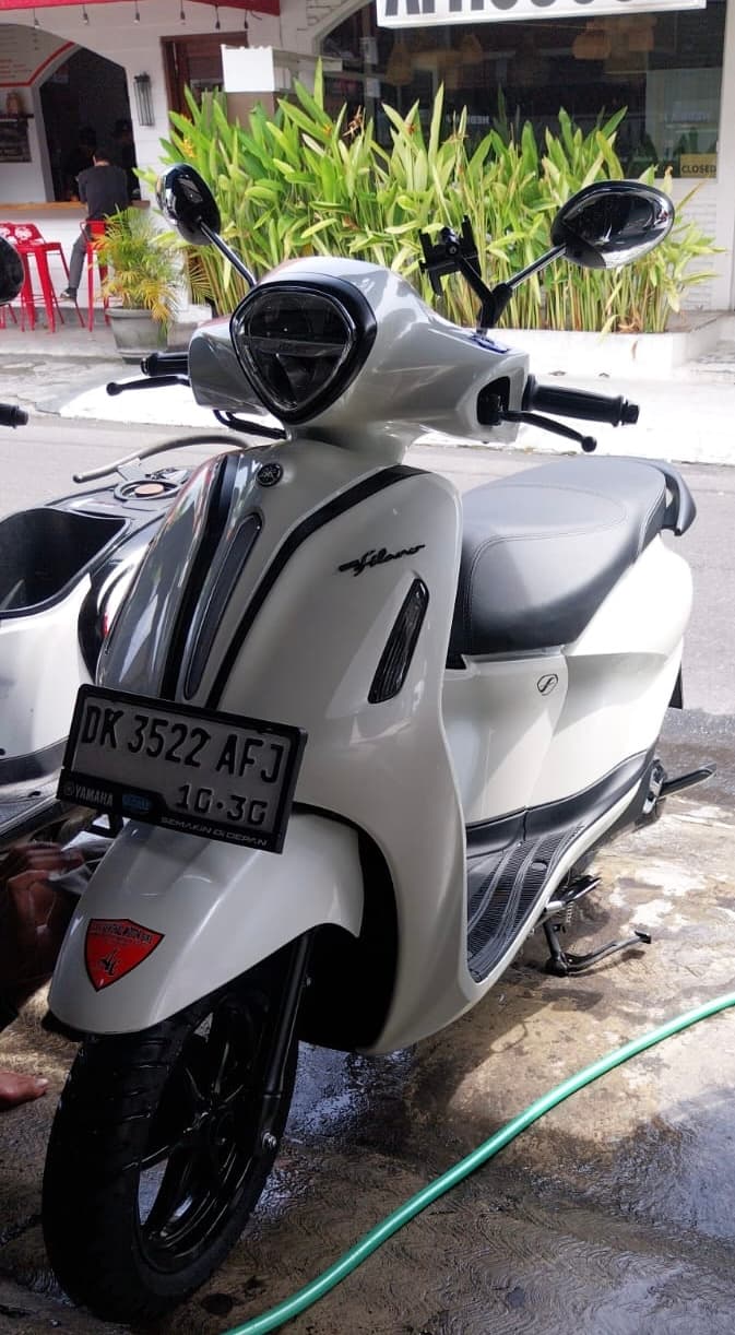Rental Motor Yamaha Filano (1/2)