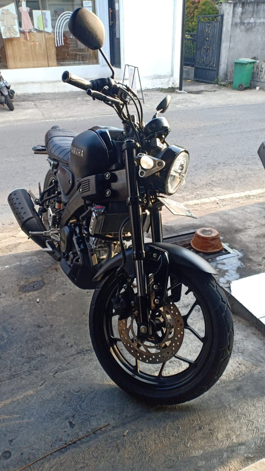 Rental Motor Yamaha XSR