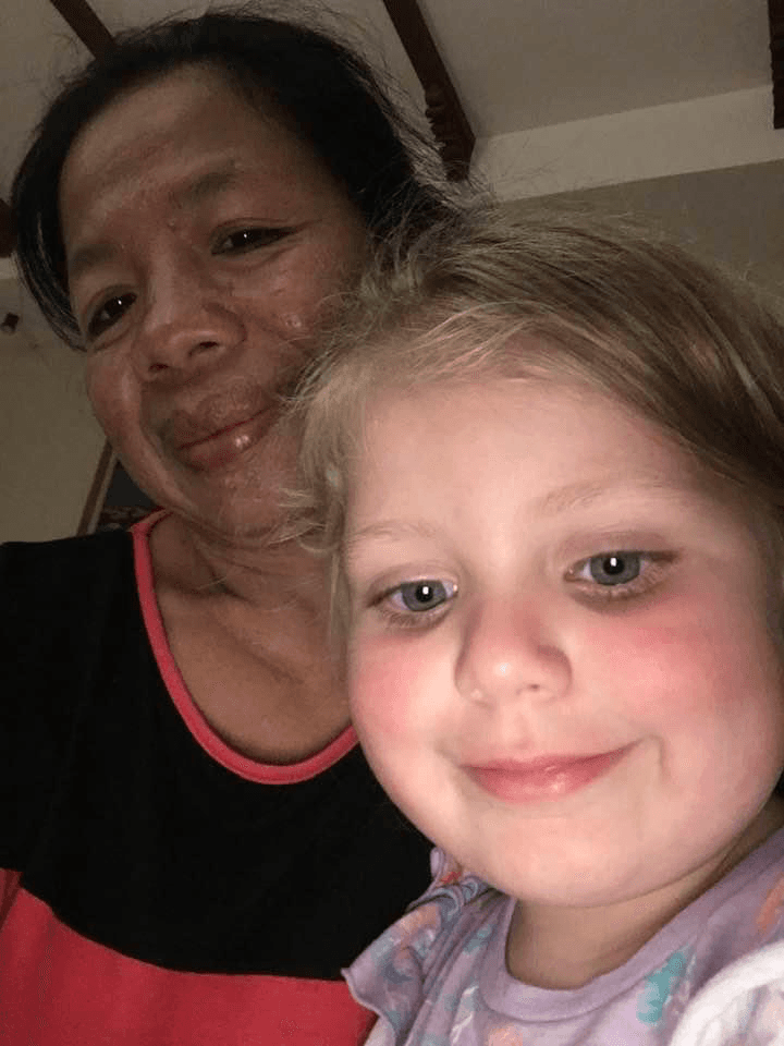 CHILD CARE & NANNY SERVICES (1/3)