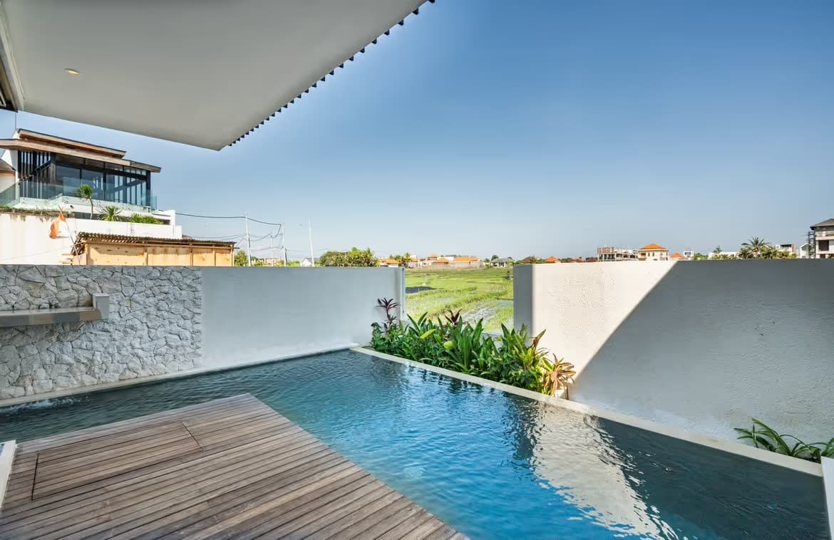 2 Bedroom Villa for Sale in Cemagi (1/3)