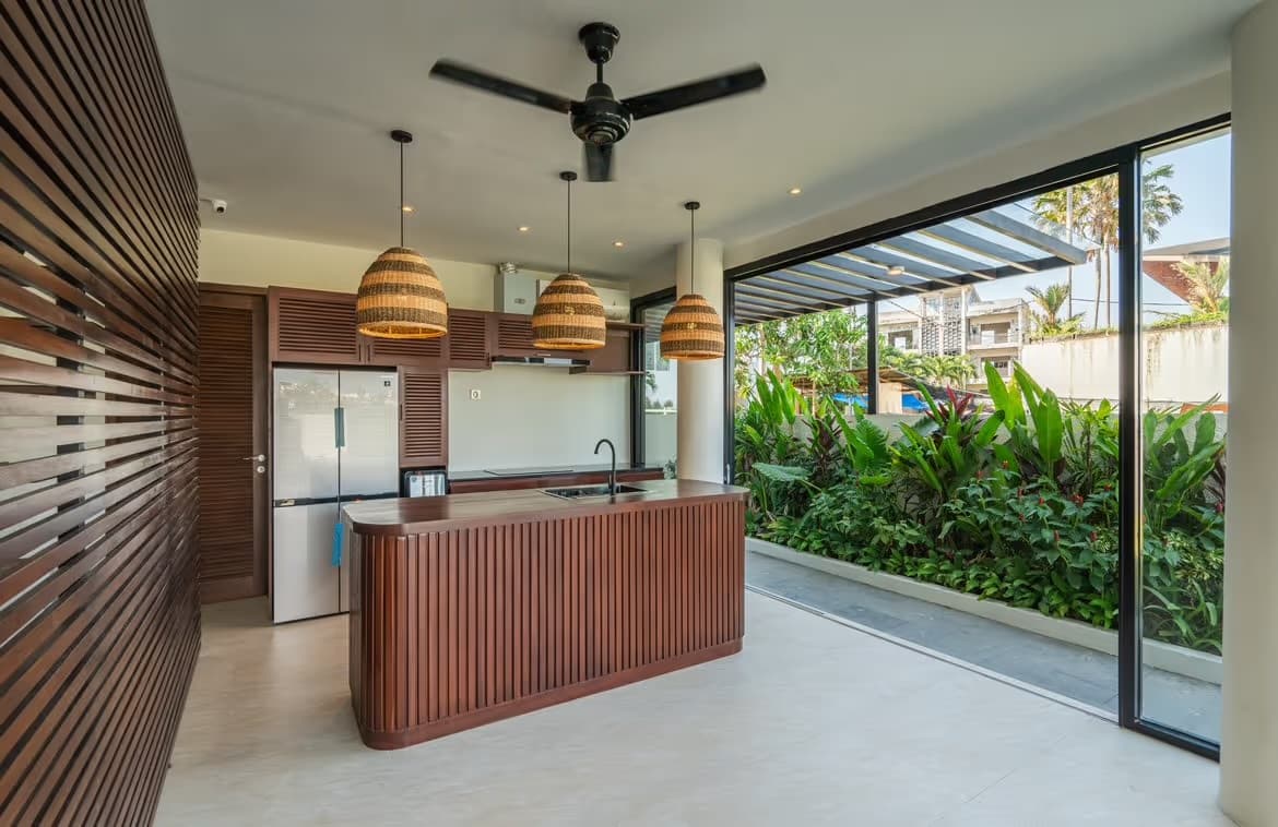 2 Bedroom Villa for Sale in Cemagi (1/3)