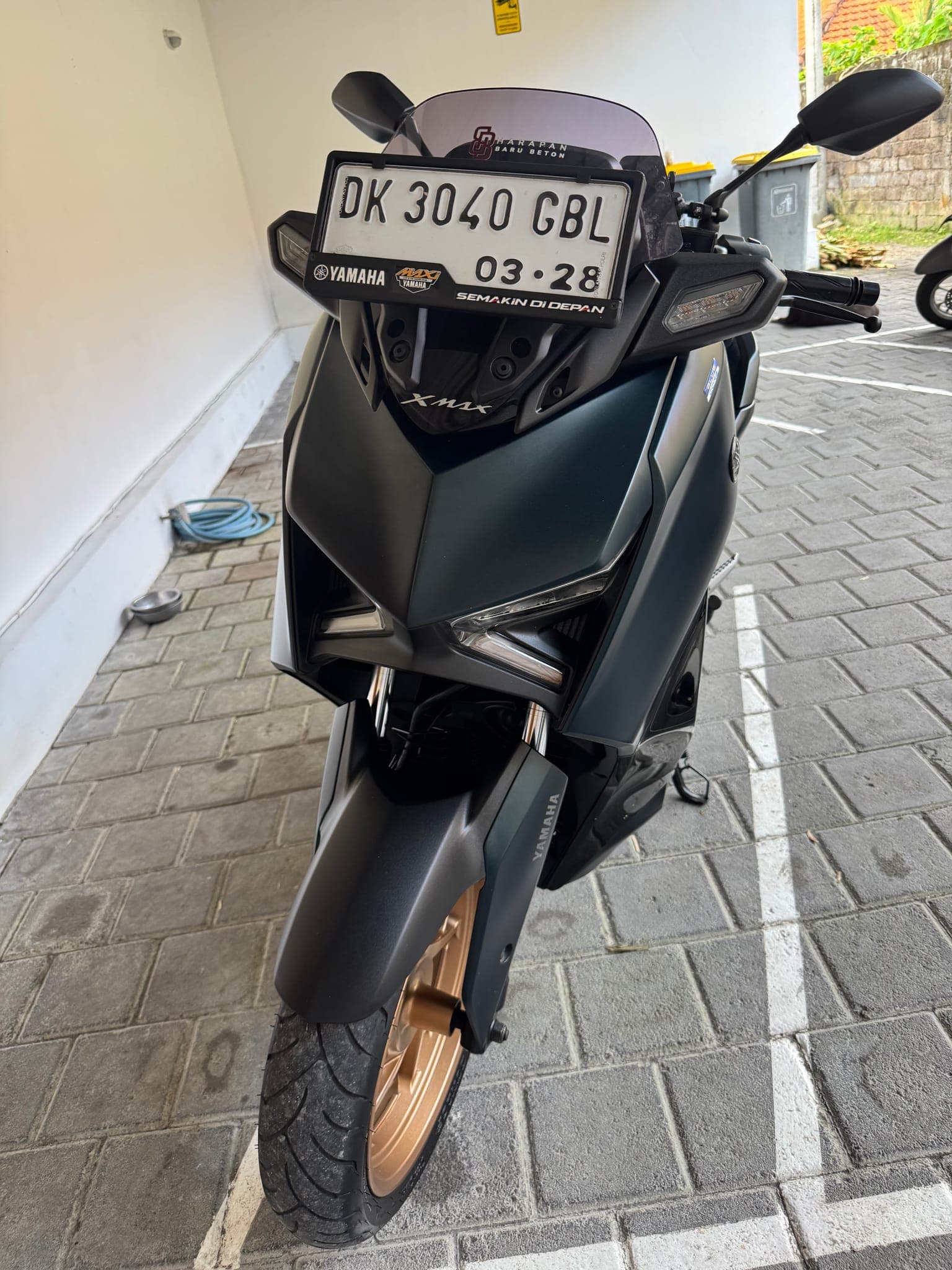 XMAX 250 Connect 2023 (1/3)
