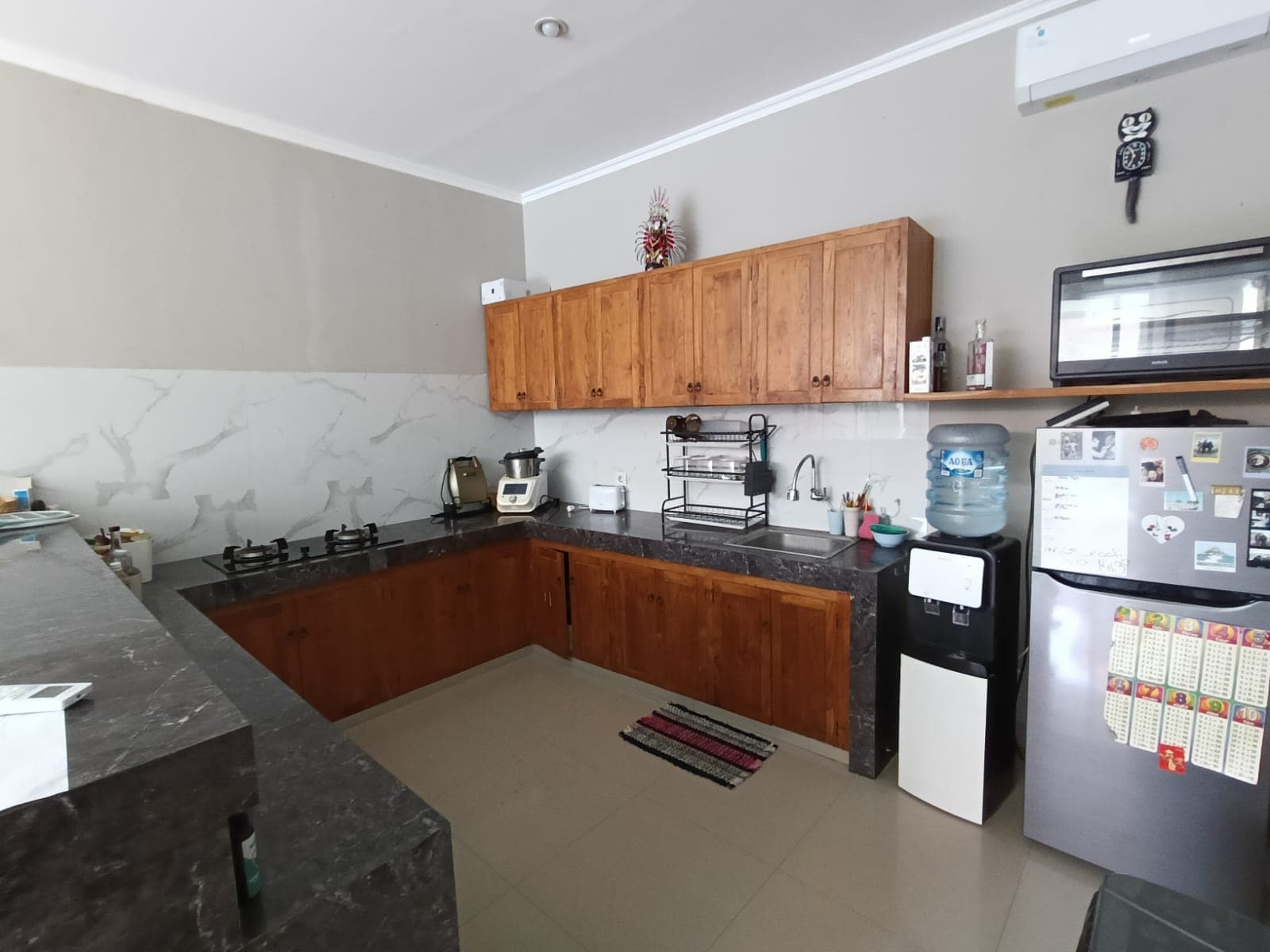 3 bedroom villa low price, equipped closed living room (1/3)