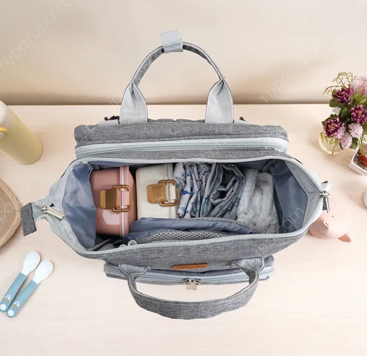 Kindla Tidytote Tas Perlengkapan Bayi dengan Crib – Abu-Abu (1/3)