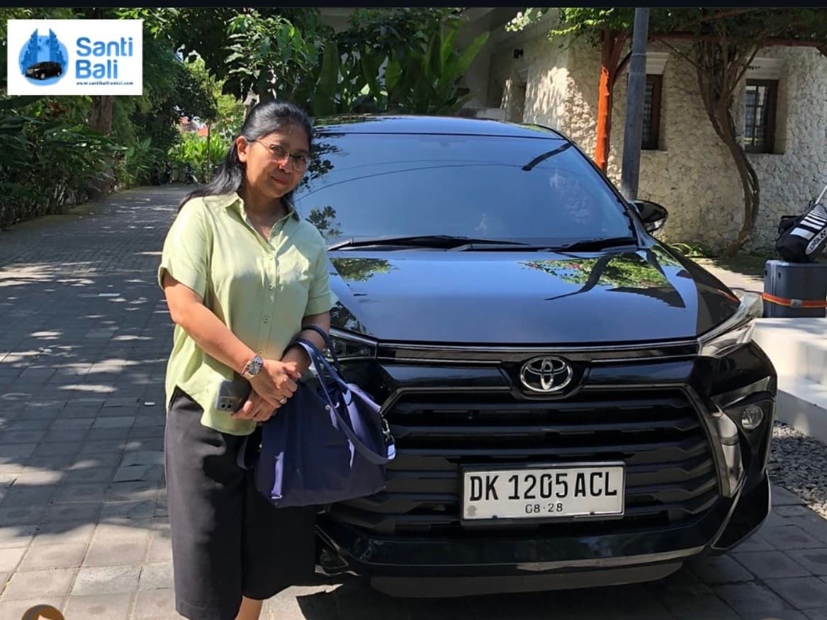 Toyota Avanza AT Car Rental — photo 1