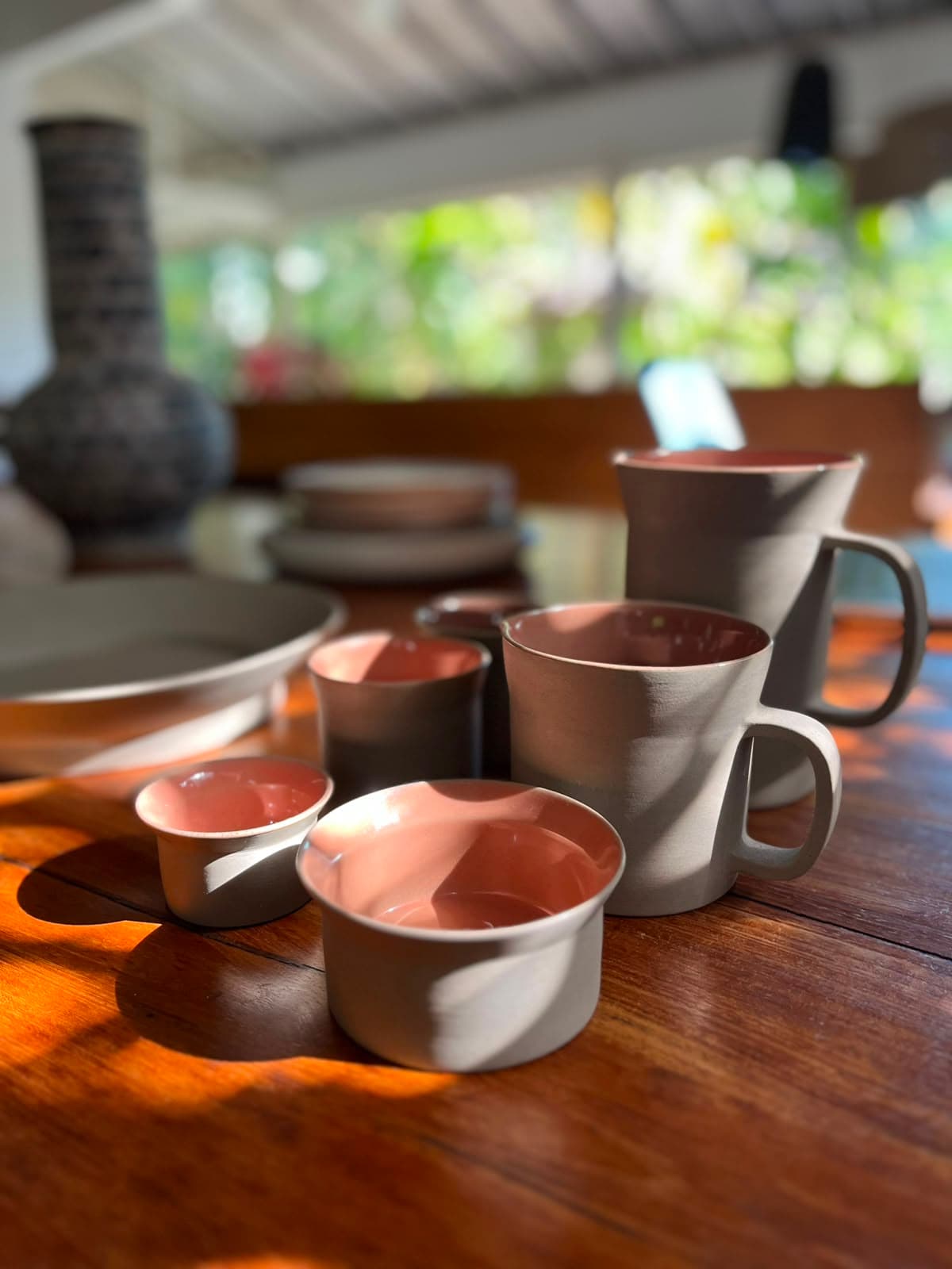 CERAMICS BY STUDIO JENQUEL FOR LOST LINDENBERG (1/2)