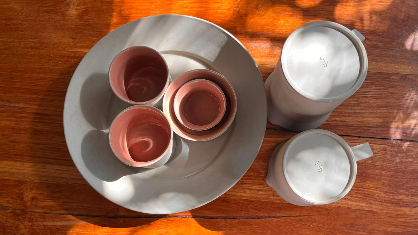 CERAMICS BY STUDIO JENQUEL FOR LOST LINDENBERG (1/2)