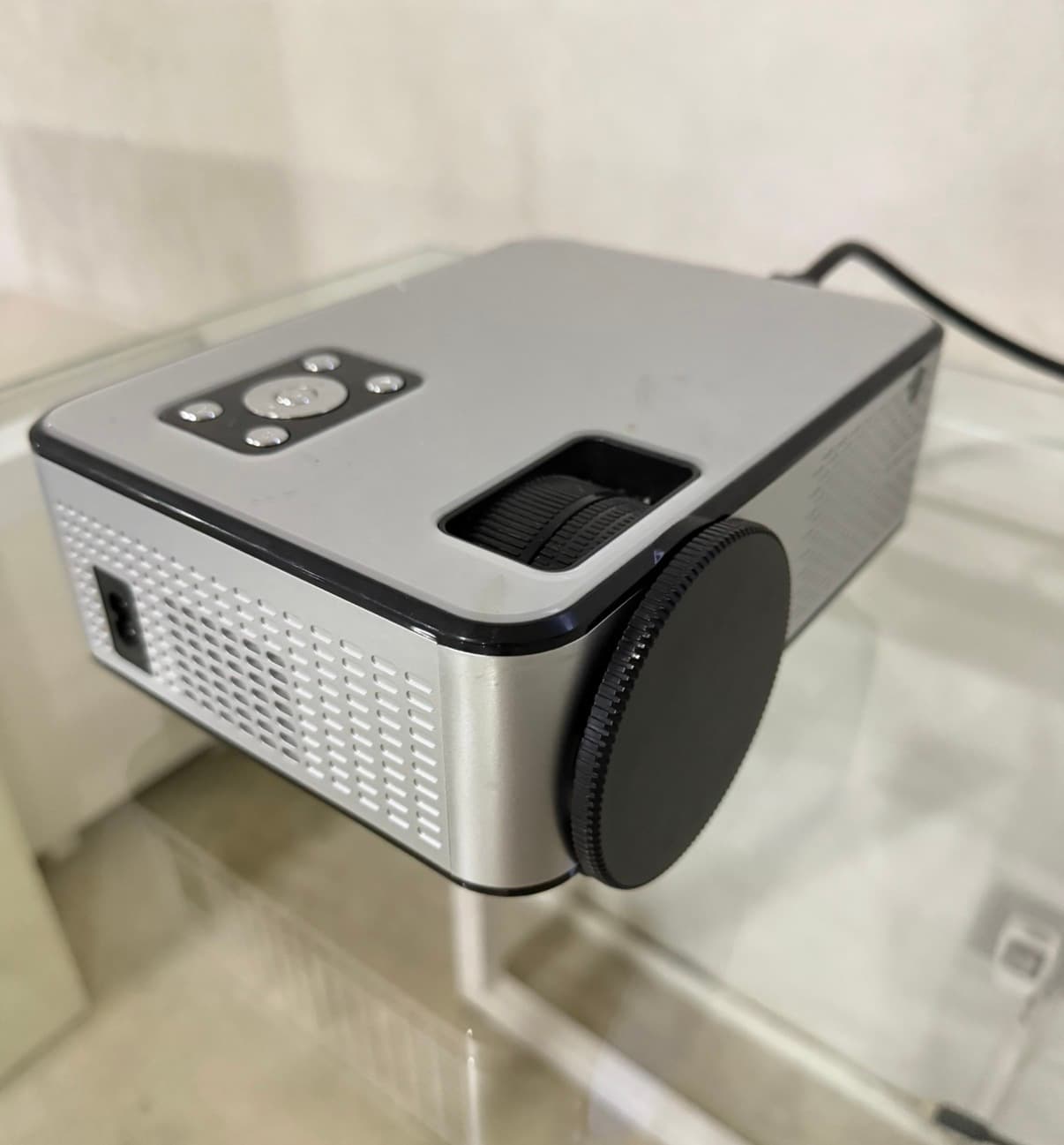 CHEERLUX MINI PROJECTOR (1/2)