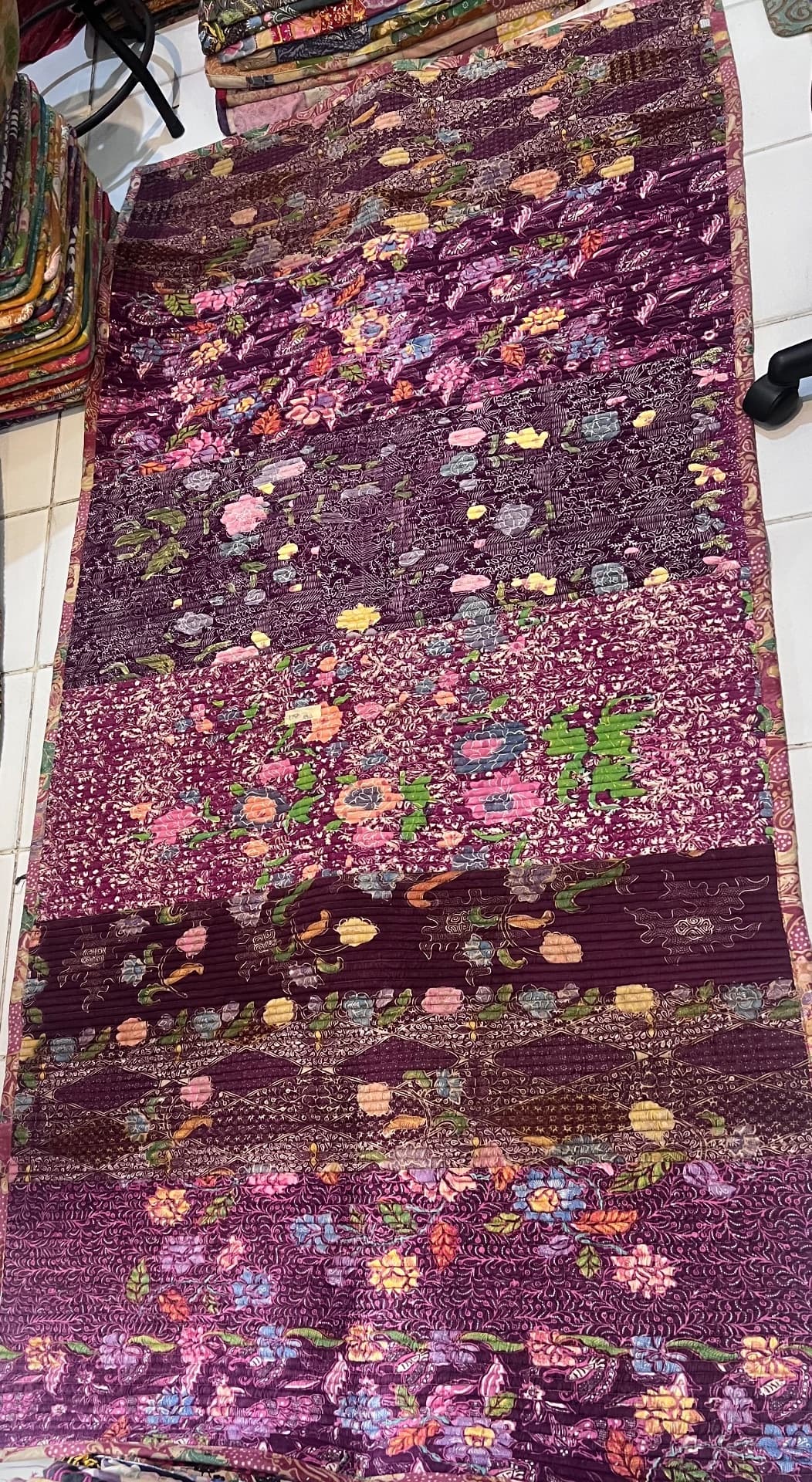 Sky ( Large Batik Carpet with Floral Motif ) — photo 1