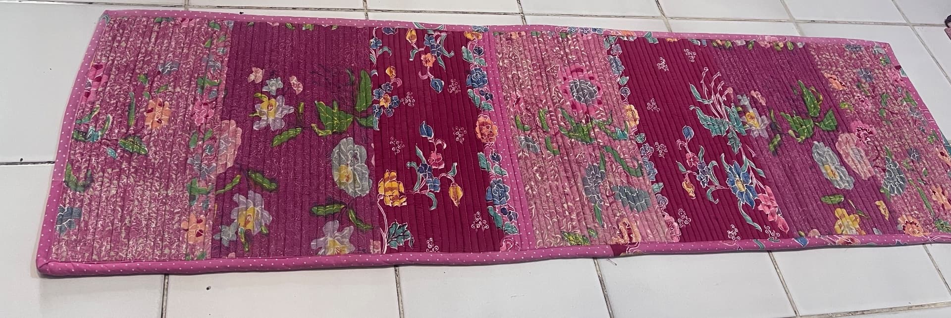 Sky (Tapis Batik Long Motif Floral) (1/3)