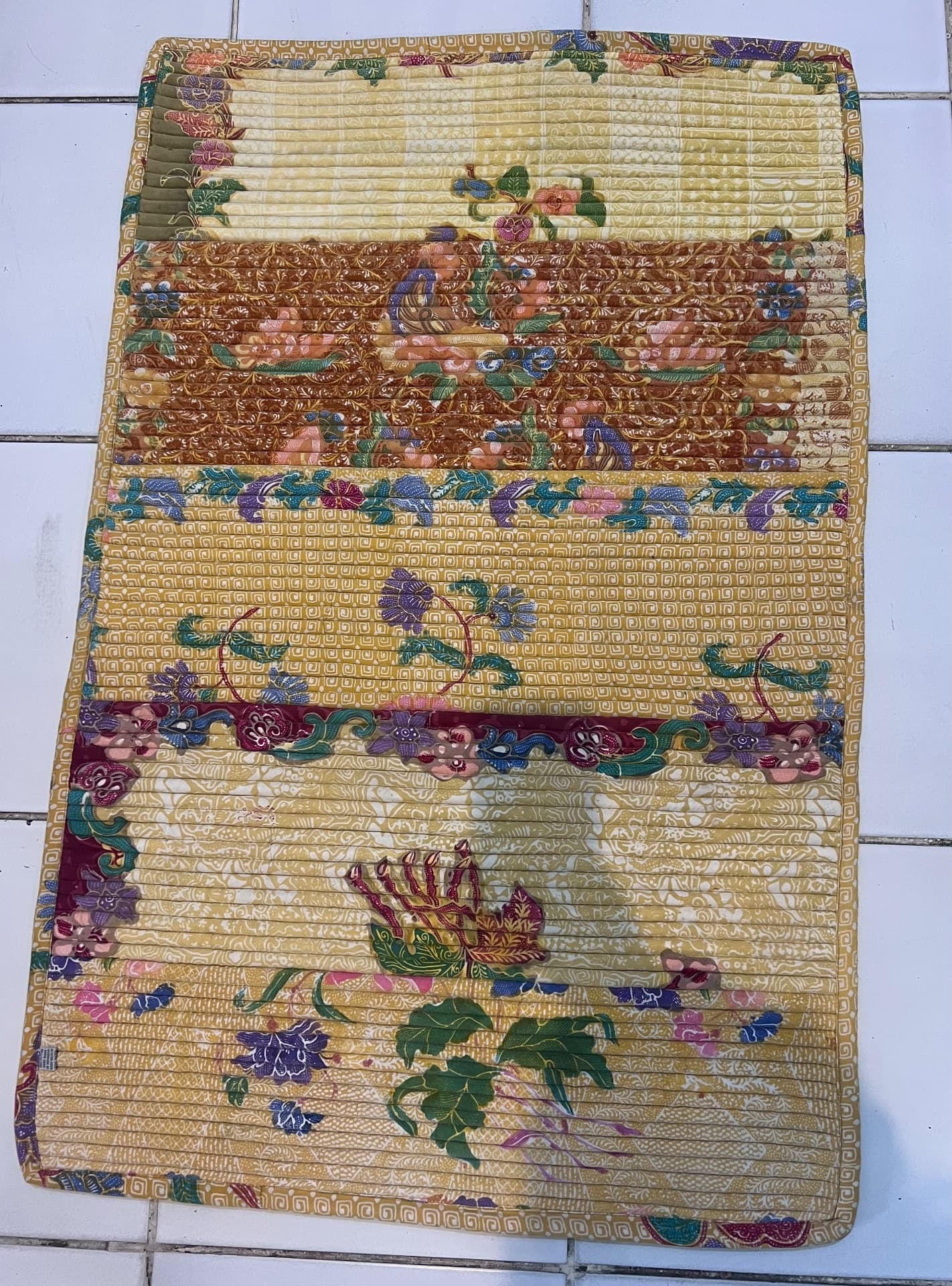 Sky (Batik Carpet Mini Floral Motif) — photo 1