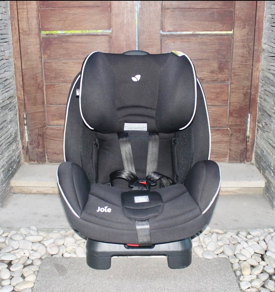 FOR RENT Car seat Joie Stages