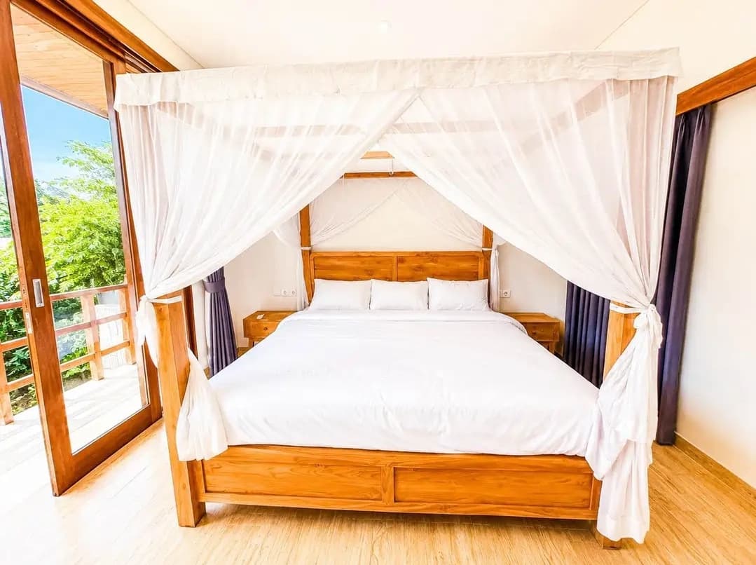 FOR RENT 3 BR – PRIVATE VILLA IN PERERENAN ( 1 year ) (1/3)