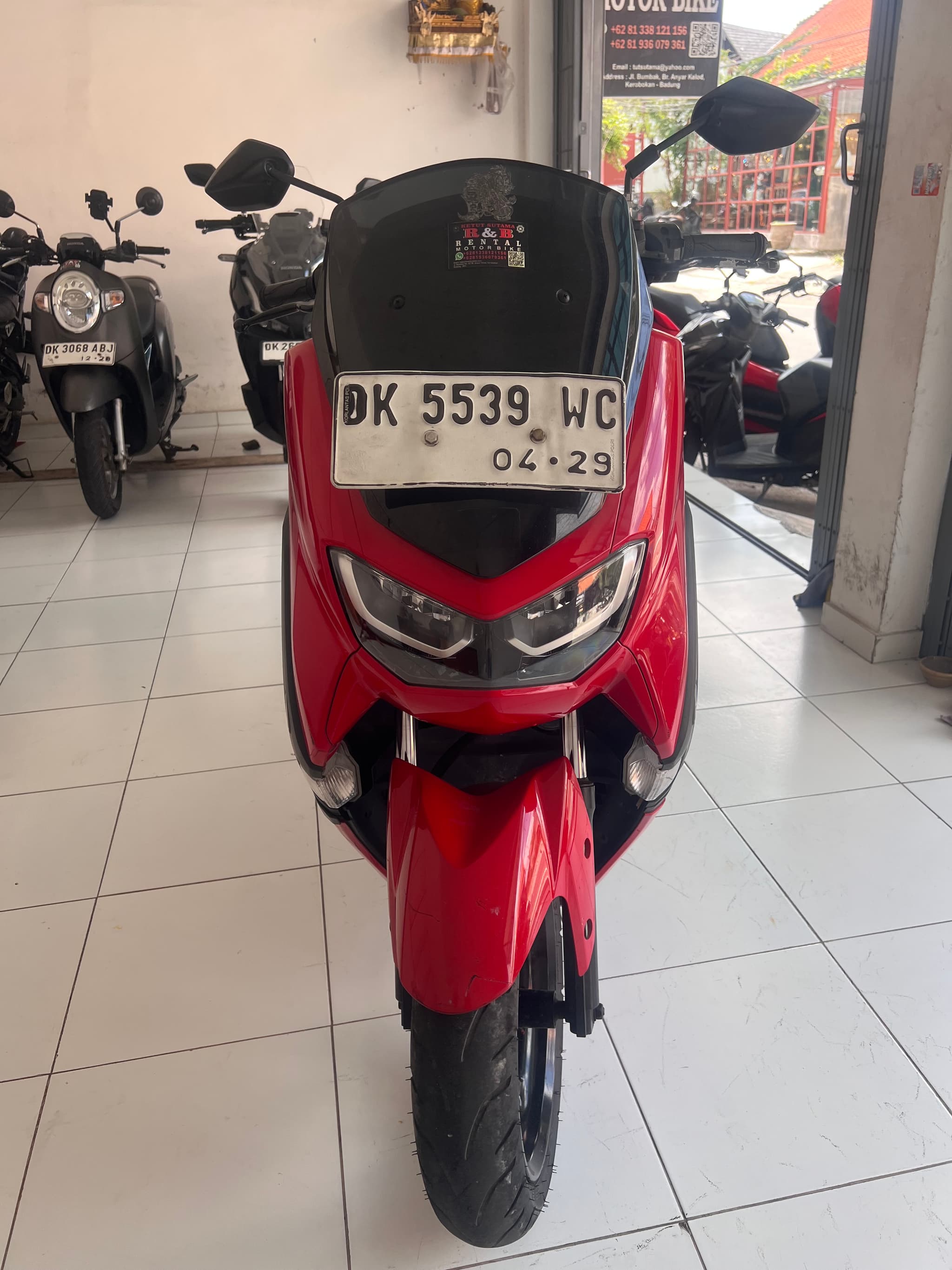 Yamaha NMAX — photo 1