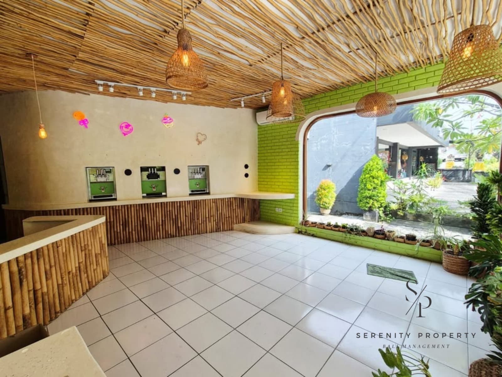 For Rent Commercial Space in Mertanadi (1/3)