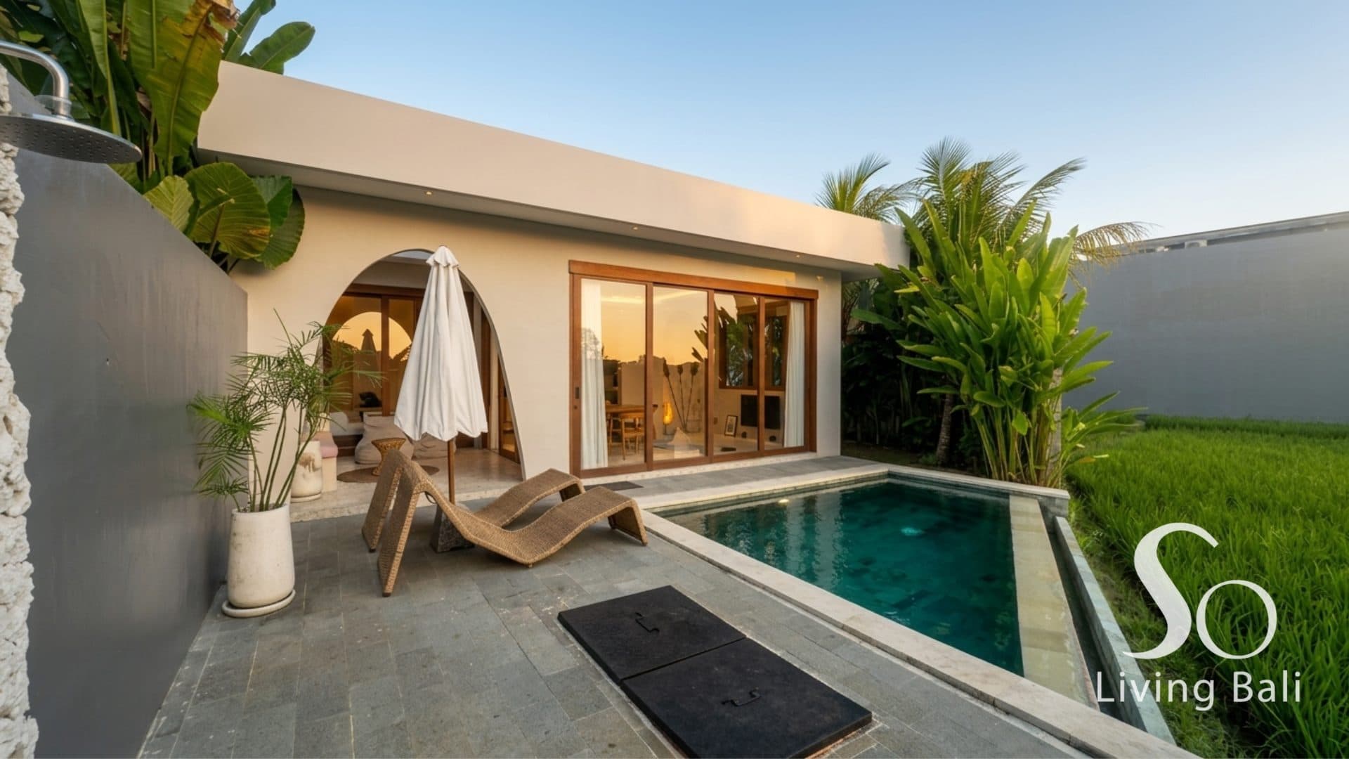 Tumbak Bayuh · Stylish 3BR Villa · Private Pool & Rice Field Views (1/3)