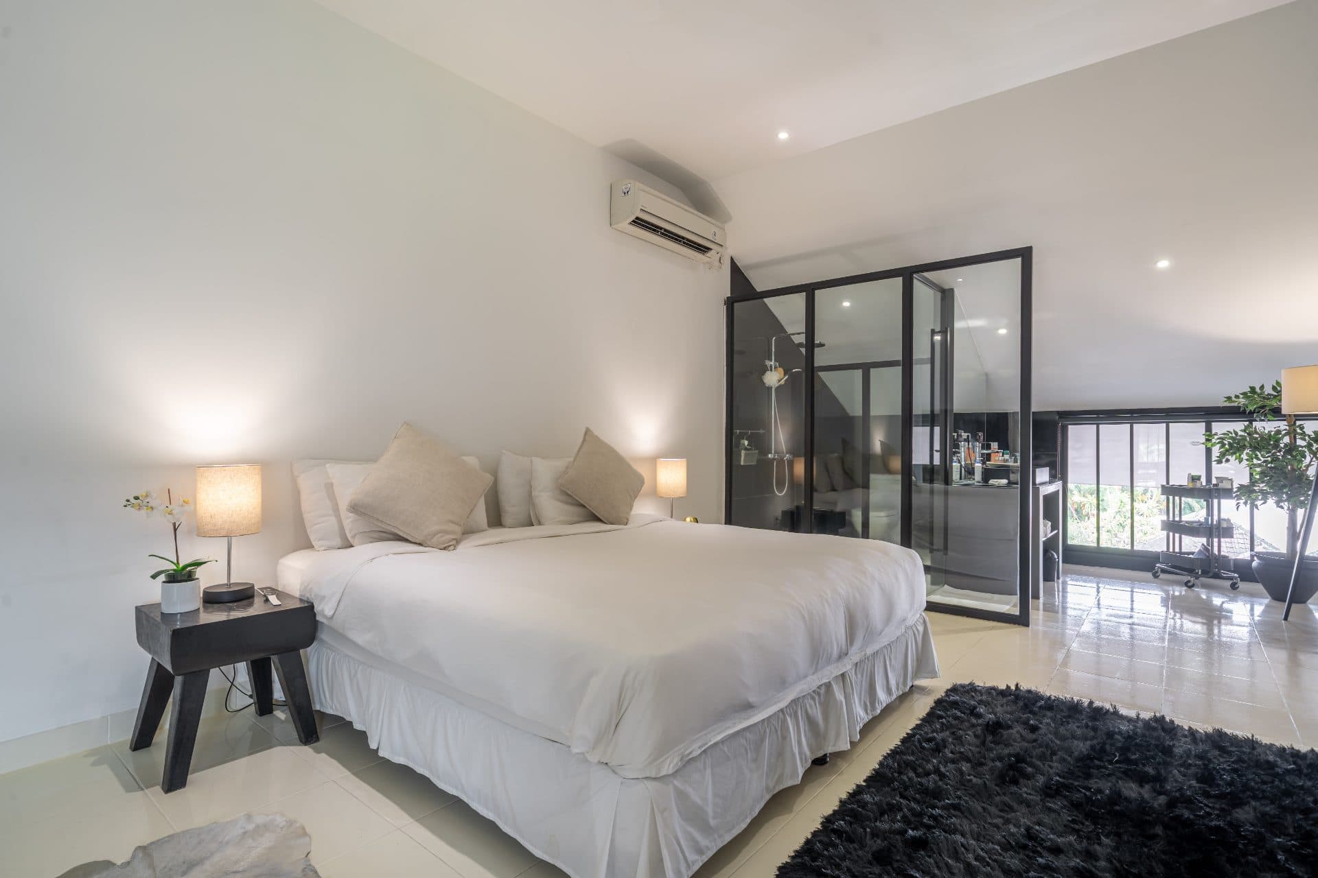 Unique New York Style Loft Seminyak - Rare Bali Ownership Opportunity with Flexible Payment Terms (1/3)
