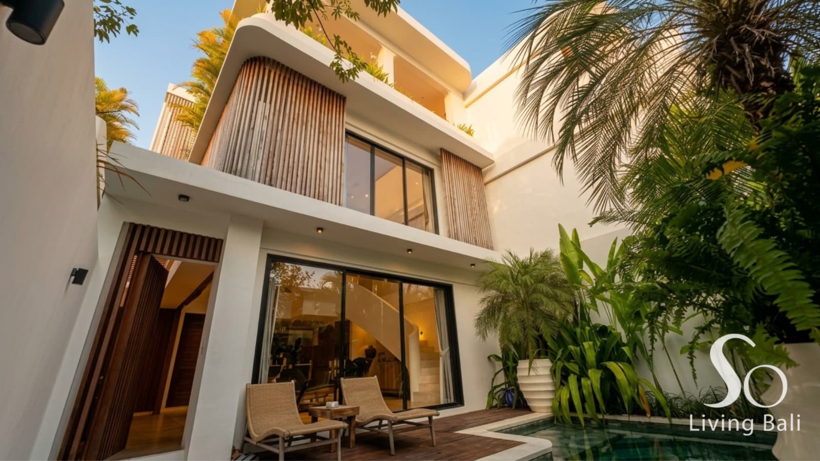 Canggu · 3BR Современная тропическая вилла · Частный бассейн и стильный интерьер (1/3)