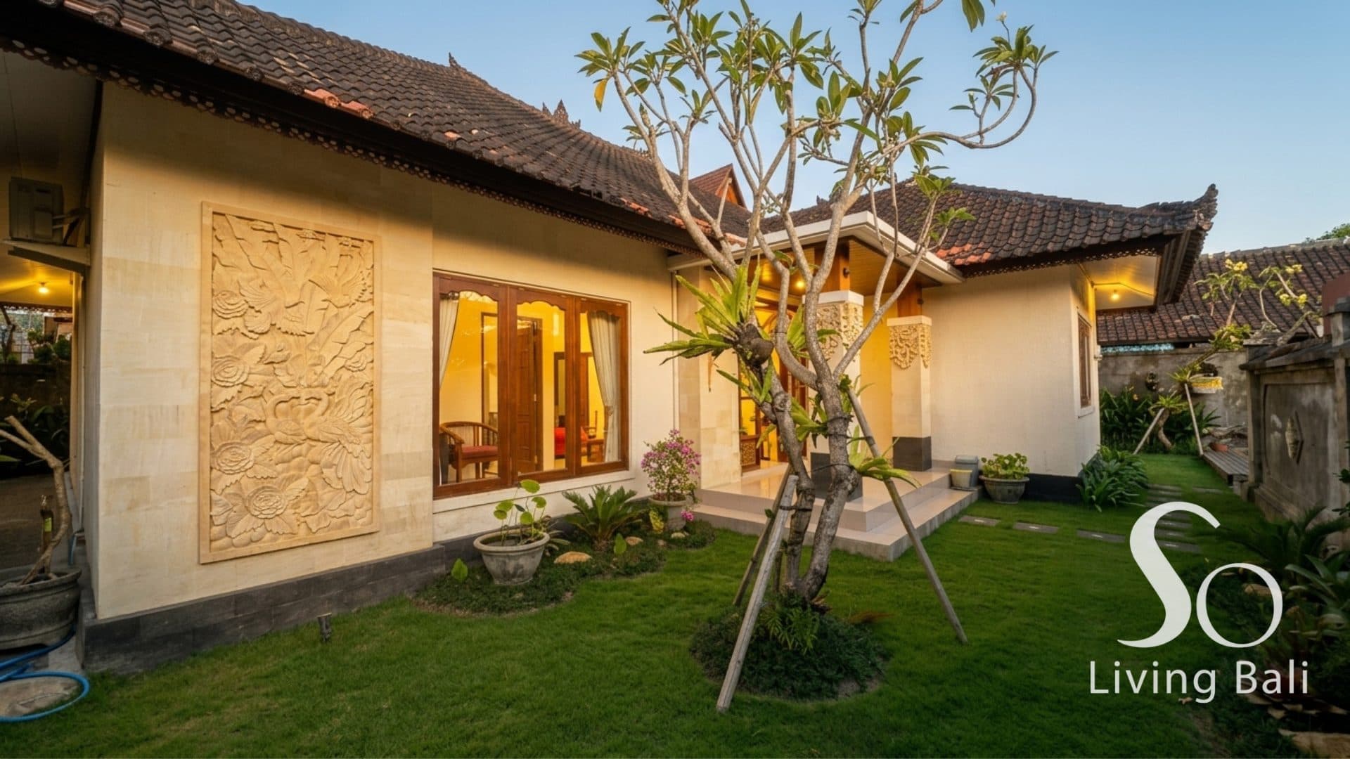 Sanur · 4BR Balinese Villa · Private Pool & Tropical Garden (1/3)