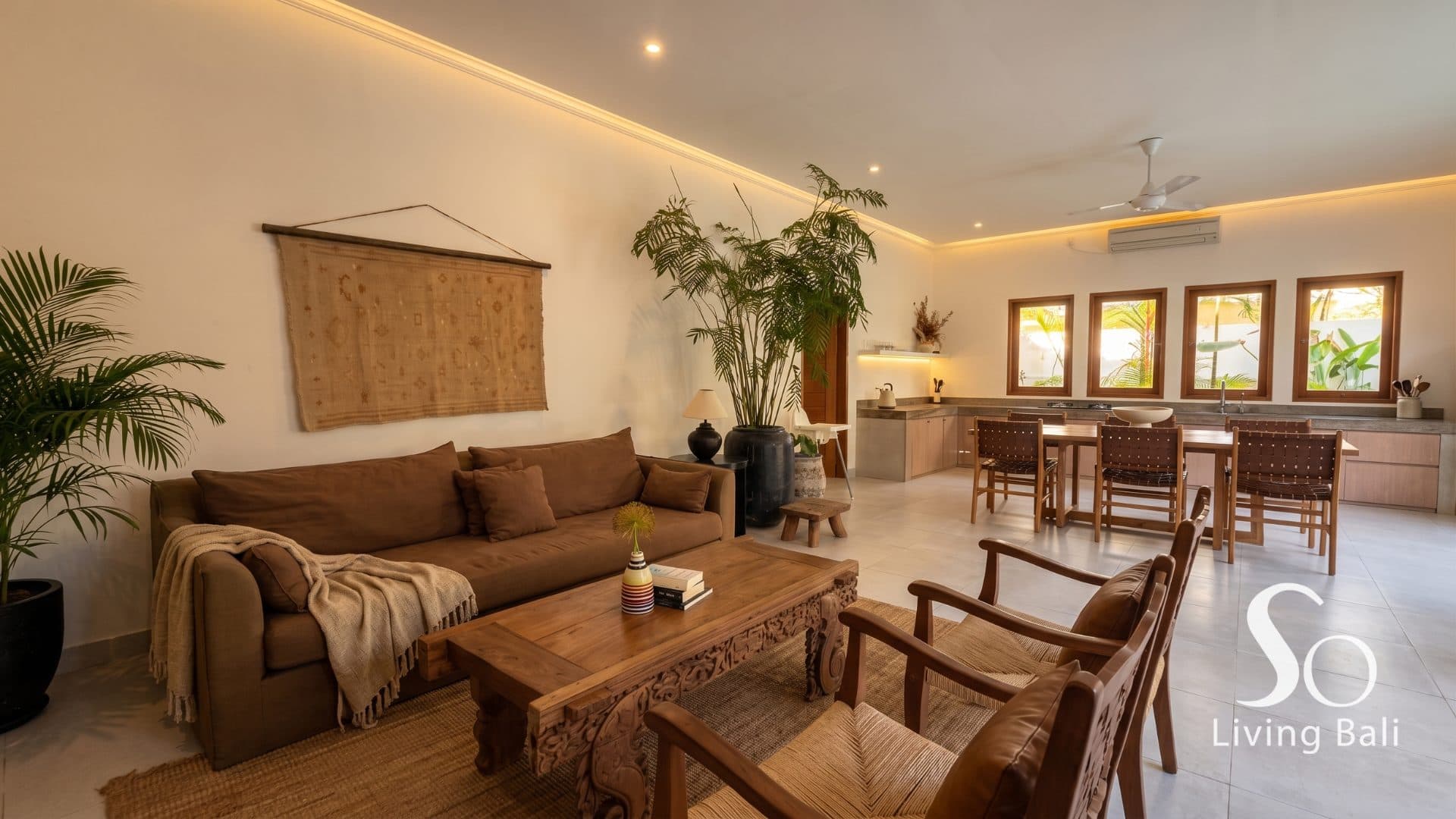 Canggu · 3BR Villa · Lush Tropical Garden (1/3)