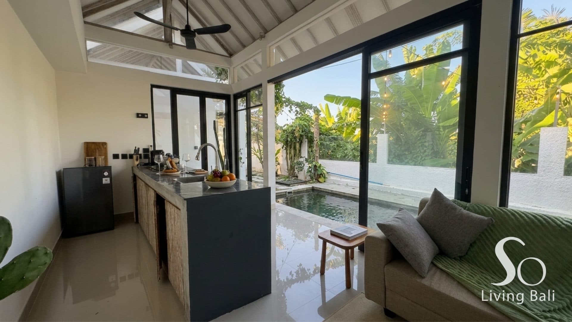 Pererenan · 2BR Pool Villa · Modern Tropical Living (1/3)