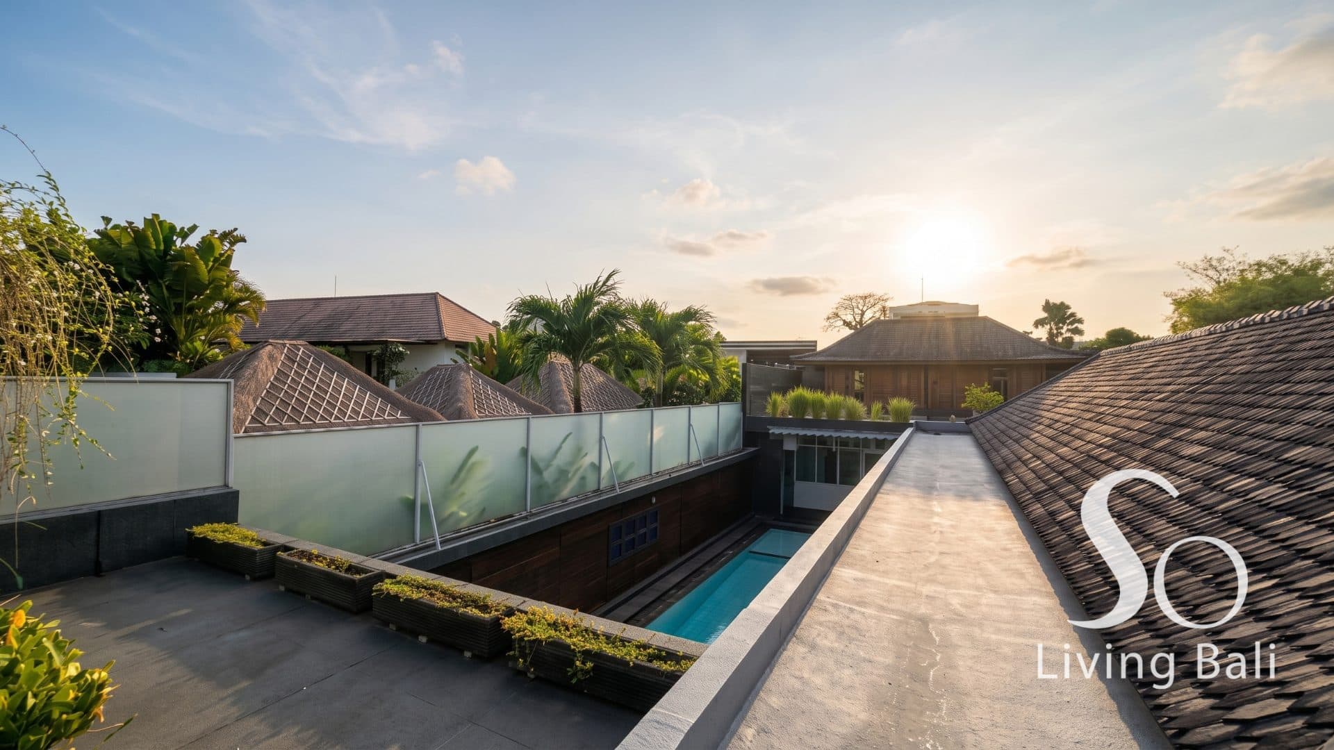 Berawa · Villa 4BR · Indonesian Craft & Music Studio (1/15)