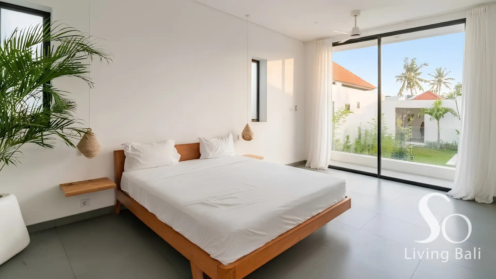 Pererenan · Villa 3BR · Modern Design & Rooftop Rice Field Lounge (1/13)
