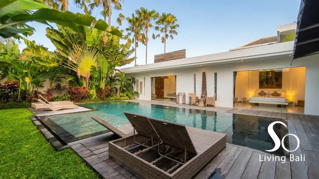 Seminyak · Villa 4BR · Tropical Pool Courtyard (1/15)